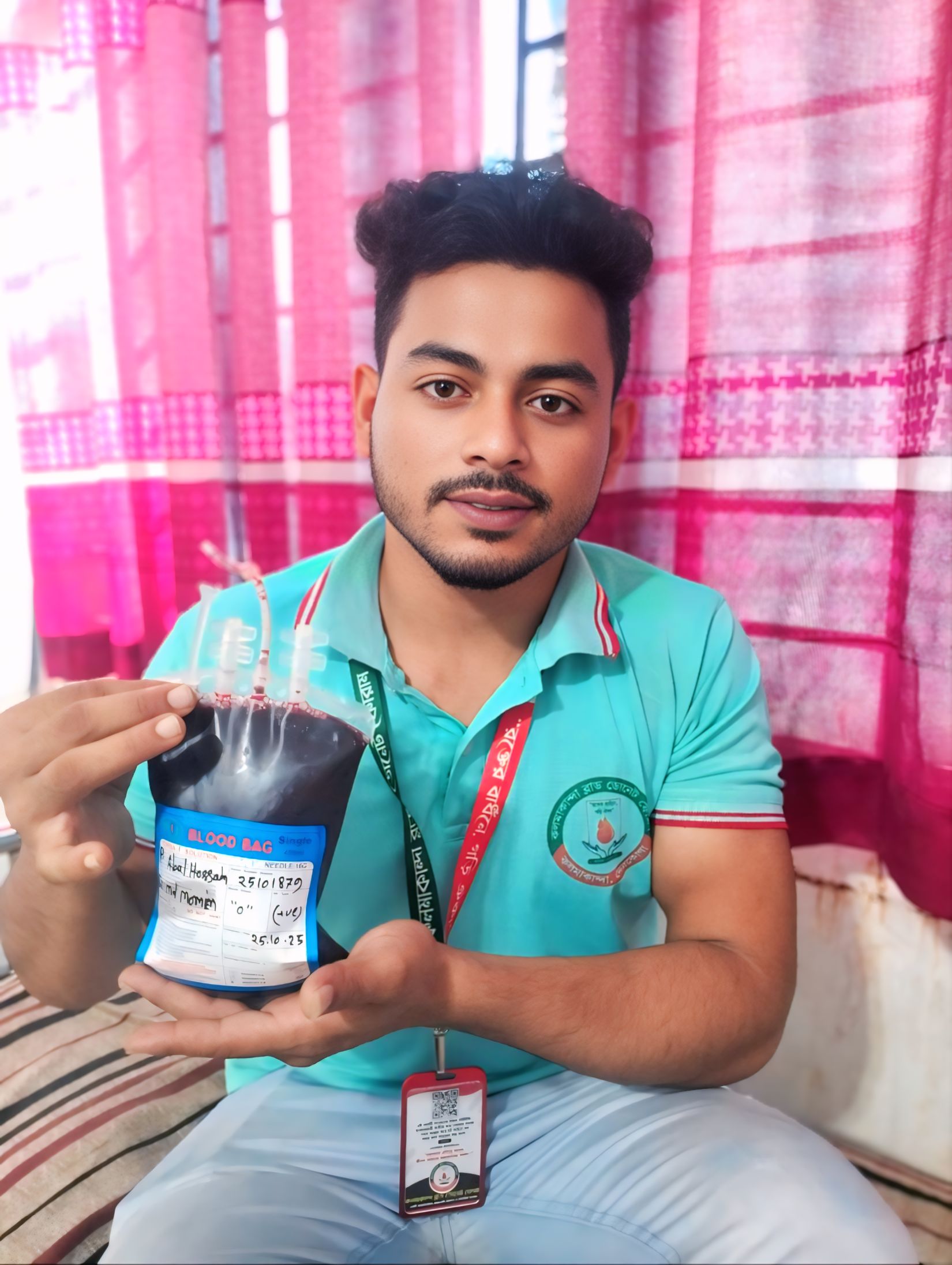 মো: মোমেন খান
